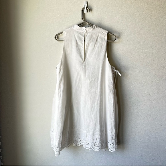 BCBGernation // Eyelet Embroidered A-line White dress Size S NWT - Picture 2 of 14